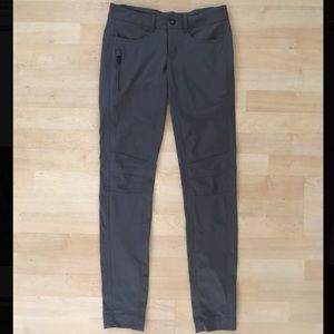 Lululemon gray straight leg pants size 4